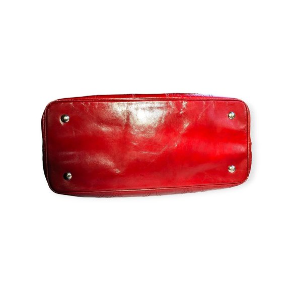 Red Patent Leather Satchel Carry-All Stitch Monogram Bag 2011 🎉 - Picture 10 of 16